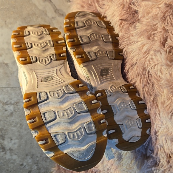 Skechers D Lites 1.0 size 6.5 - Picture 3 of 6